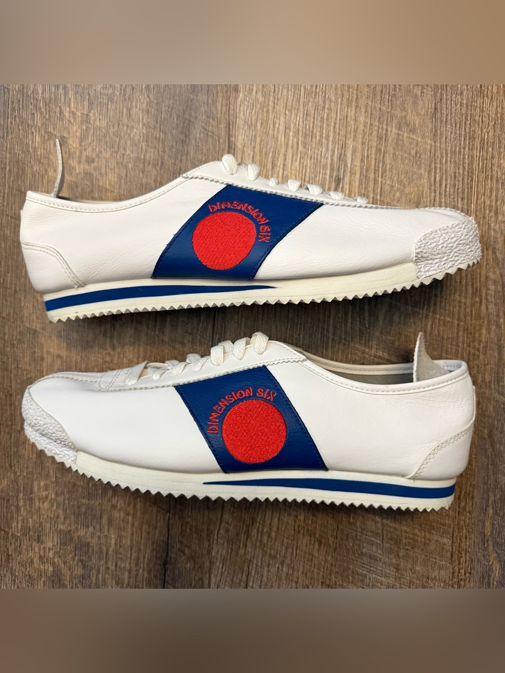 Nike Classic Cortez ‘72 QS Shoe Dog Pack Dimension 6 White Red Blue